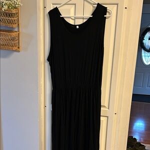 3x long black maxi dress